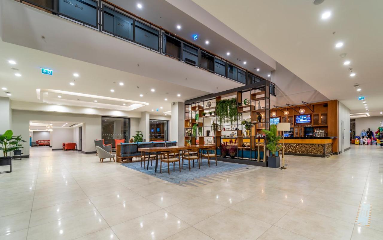 Sundia Exclusive By Liberty Fethiye Adults Only Hotel Exterior photo Lobby