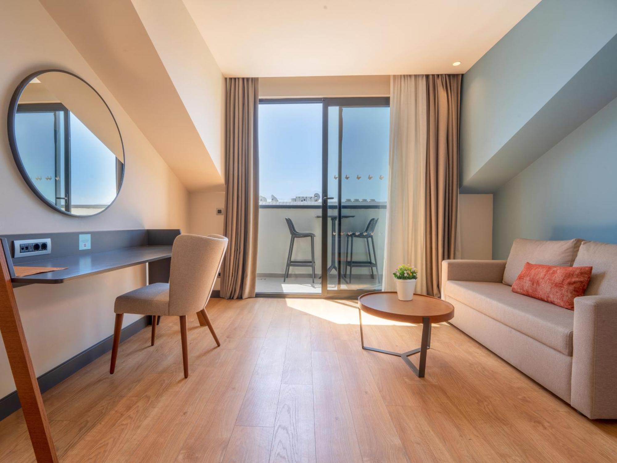 Sundia Exclusive By Liberty Fethiye Adults Only Hotel Exterior photo A room at the hotel
