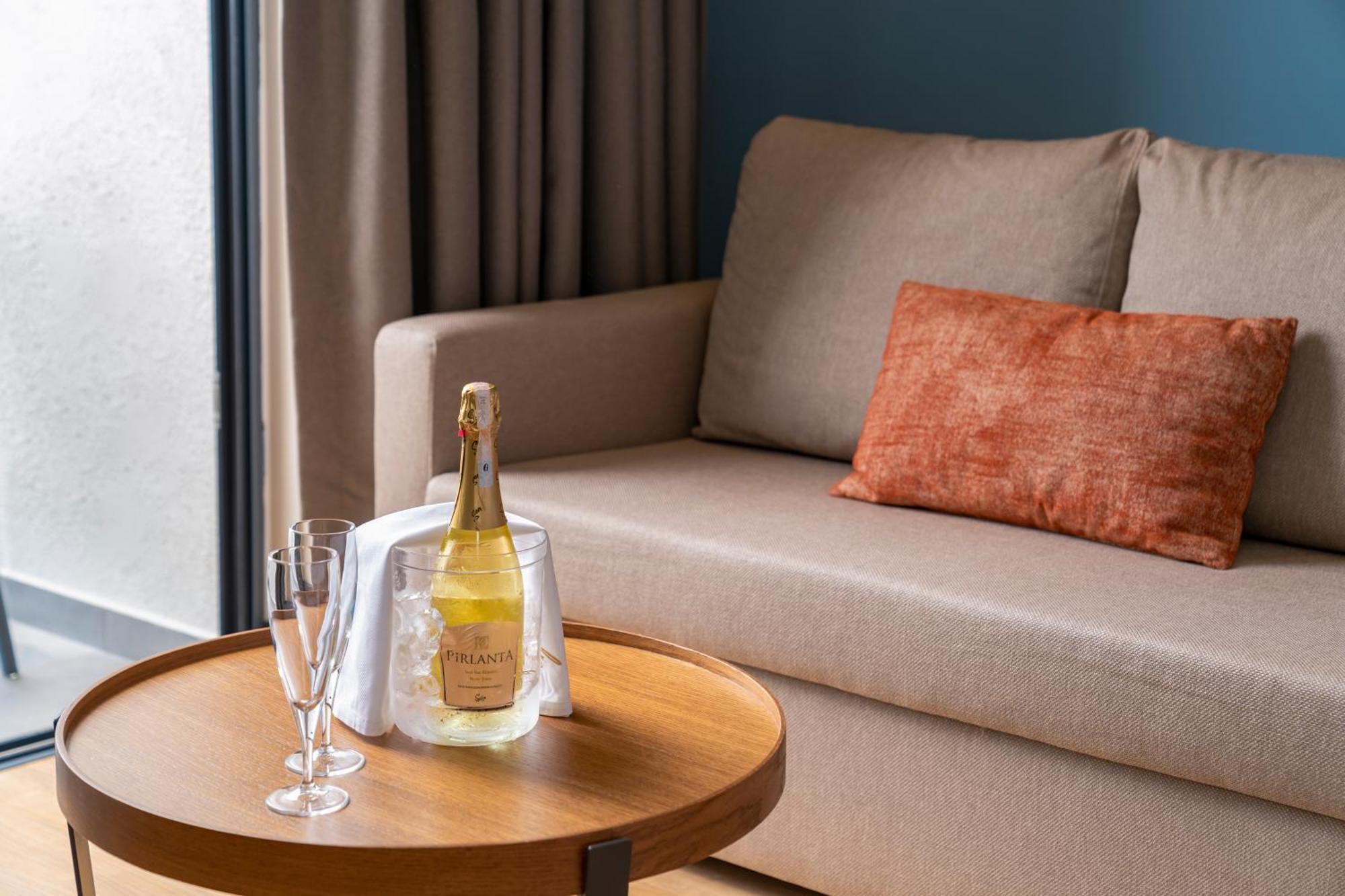 Sundia Exclusive By Liberty Fethiye Adults Only Hotel Exterior photo A bottle of champagne
